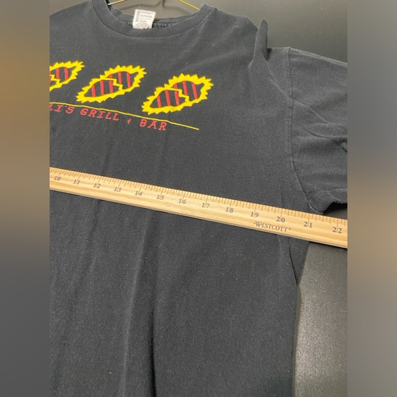 Vintage chili’s bar and grill licence to grill single stitch tee shirt - Picture 4 of 5